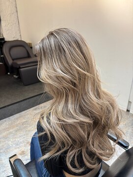 ブレンド 渋谷(BLend) 前髪ハイライトカラー似合わせカットウェーブミディアム