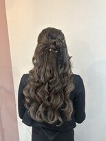 ミラ(Mila)&nbsp;ゆるっと感がかわいい＊大人気カチモリアレンジ/結婚式.お呼ばれ