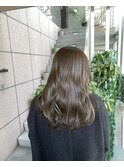 乾かすだけでキマる髪/馴染むハイトーングレージュ
