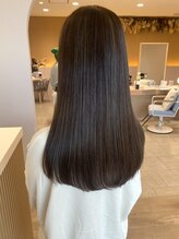 理想のストレート髪が叶う！縮毛矯正とは？