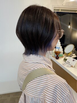 クララジャパン ナベシマ(CLALA JAPAN Nabeshima) ウルフショート　前髪カット　艶髪　くびれ巻き　サイドバング