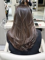 ケーツー心斎橋 クイーンズガーデン バイ ケーツー(K two QUEEN'S GARDEN by K two)&nbsp;レイヤーカット/ブリーチなしダブルカラー/顔周り/髪質改善