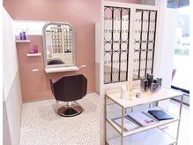 全席個室の上質空間☆ハイキャリアのトップスタイリストがマンツーマンで担当する大人女性の上質サロン！