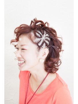 アフターアワーズ(after hours) コーンロウアレンジスタイル