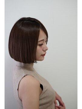 ディスオモテサンドウ 表参道(This OMOTESANDO) カットで差が出る小顔ボブスタイル(表参道 青山 原宿)