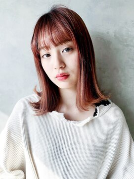 アイティー バイ アルバム 中野店(IT by ALBUM) カシスレッドミディアムヘア_ローライトスリークボブ_7421