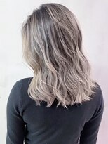 アイティー バイ アルバム 浦和店(IT by ALBUM)&nbsp;バレイヤージュ_マロンベージュAラインボブ_ba317021