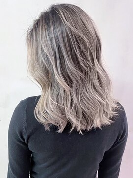 アイティー バイ アルバム 浦和店(IT by ALBUM) バレイヤージュ_マロンベージュAラインボブ_ba317021