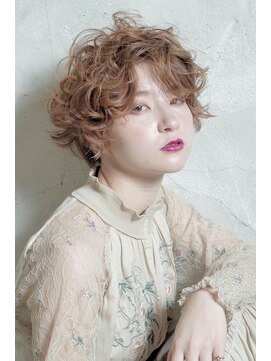 クシュ 所沢西口プロぺ通り(kusyu... ) ペールベージュセクションカラーグラデーションカラー外ハネボブ