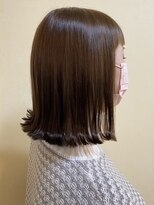 《直方》切りっぱなしボブヘアー