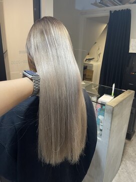 ラフ 難波店(LAFF) #セミディ#シアーカラー#ショートヘア#姫カット#ダークアッシュ