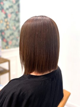 リケア 岸和田店(RECARE) 白髪染めは茶色しかできないと断られ続けた…