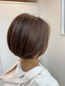 ディグニティ(DIGNITY) 大人艶髪ショート×都会的×小顔似合わせ