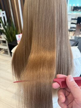ケイハン(KEIHAN)の写真/【髪質改善ストレート¥14850】ナチュラルに綺麗なストレートヘアを実現!クセを抑えて扱いやすい髪へ。