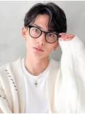 センターパートモテ髪フェザーパーマ好感度◎大人イメチェン
