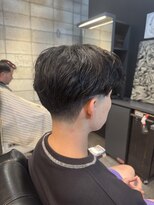 フランクスバーバー アンド ビアークラブ(FRANK'S BARBER and BEER CLUB)&nbsp;スパイキーショート/フェザーパーマ/サーフカール/有楽町