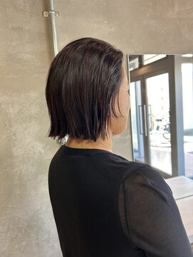 フープ 川越(hoop) もみあげのちょろ毛がポイントなボブスタイル