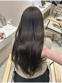 赤み消しならオリーブカラー!
