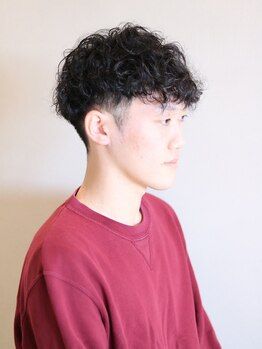 ミース(Mys)の写真/パーマ初心者の方も大歓迎☆最新トレンドの毛流れを作るパーマから、波巻きスパイラルの特殊パーマもお任せ