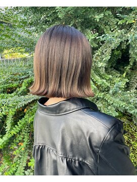 カノイ 銀座中央通り(KANOI) 【イエベ秋】ニュアンスブラウントパーズ