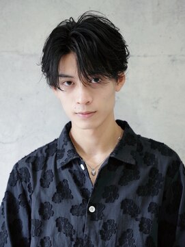 シャインセカンド 大宮(SHINE Second) 刈り上げセンターパート/波巻きツイストスパイラル/大宮