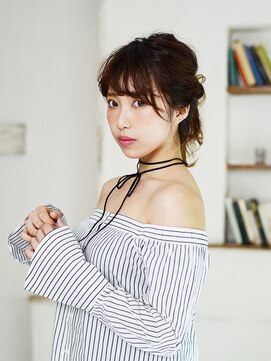 アース オーセンティック 草津エイスクエア店(EARTH Authentic) ５分でできる大人のポニーテール【EARTH草津店】