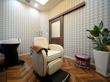 ヘア ケア アンド デザイン シャルル(hair care design shaleur)