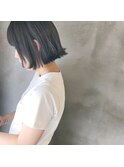 赤みなくした透明感グレー＆切りっぱなしボブ！