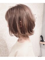 ミッシェル アフロート(michelle afloat) 20代30代40代50代外ハネパッツンボブレイヤー小顔