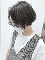 ステア ケース(stair case)&nbsp;大人かわいい黒髪ハンサムショートセンターパート