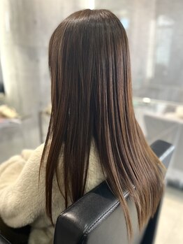 【岡山駅/少人数サロン】乾燥やヘアアイロンでパサつく傷んだ髪に…髪質改善"ハリスノフTR"がお勧め！