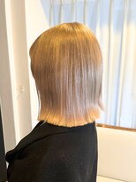 ヘアリゾート粋 ウナム 新宿東口店(enam)&nbsp;ミディアムボブ/ブリーチ/ベージュ