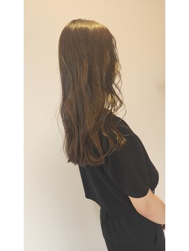 エウ(eu) グレージュカラー