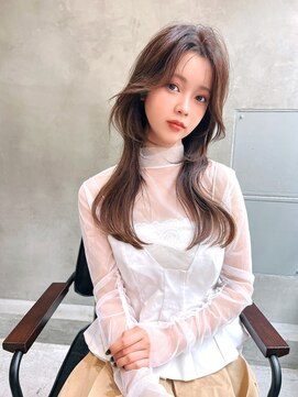 アメリ 新宿(Ameri) 大人っぽセンターパート×韓国巻き