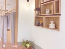 チャンプ 花園店(Champ)の雰囲気（ナチュラルで落ち着く店内でごゆっくりおくつろぎいただけます♪）