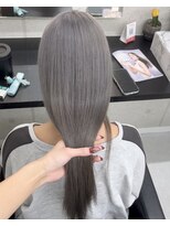 サイ(PSY) グレージュ