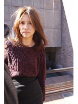 ブーケ(BOUQUET)&nbsp;前髪長めでクールなセンターパートにイメチェンしたい方に。