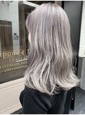 ホワイトグレージュ