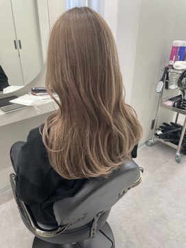 リッカ(LICCA) 【LICCA 伊崎優李】韓国ヘア/レイヤーカット/前髪/顔まわり