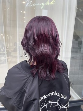 ハイブ 金沢(Hive) ブリーチカラー/ワインレッド/レイヤーカット/髪質改善