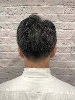 グレイスフル バーバープラチナム 六本木店(Graceful Barber platinum)&nbsp;ツーブロック/七三分け/ショート/ビジネス/ビジカジ/スーツ