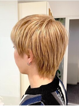 アルクバイネオリーブ 荻窪店(arc by neolive) ベージュカラー