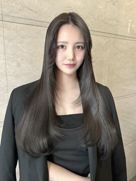 エル バイ ホーム(L by HOME) 透明感 暗髪 ダークグレー ワンカール レイヤーカット