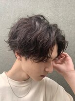 韓国センターパート緩めスパイラルパーマメンズカット原宿20代