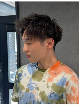 クフィア メンズヘアー カンポ 天王寺店(CUFFIA MEN'SHAIR CAMPO) ブルーブラックフェザーパーマセンター分けニュアンスパーマ