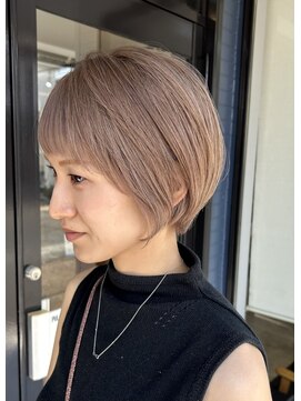 ユニ (UNI) ミルクティーベージュ