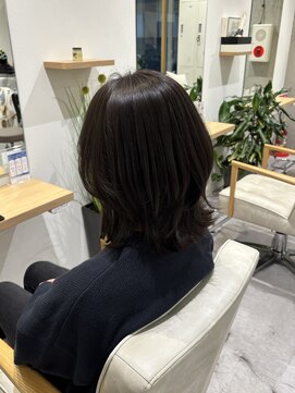 オリーブグレージュ/バズカット/ボブレイヤー/佐久間凪沙