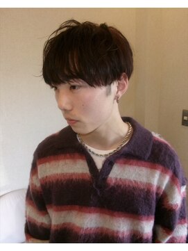 ワインレッドカラー/マッシュベース　杉田