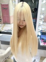 リー 梅田(Lee) ブリーチ2~3回必須/ブロンド/ホワイト/抜きっぱなし