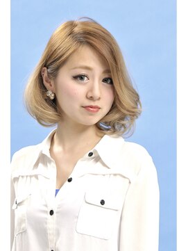 にしはら 美容室 大人の耳かけボブ